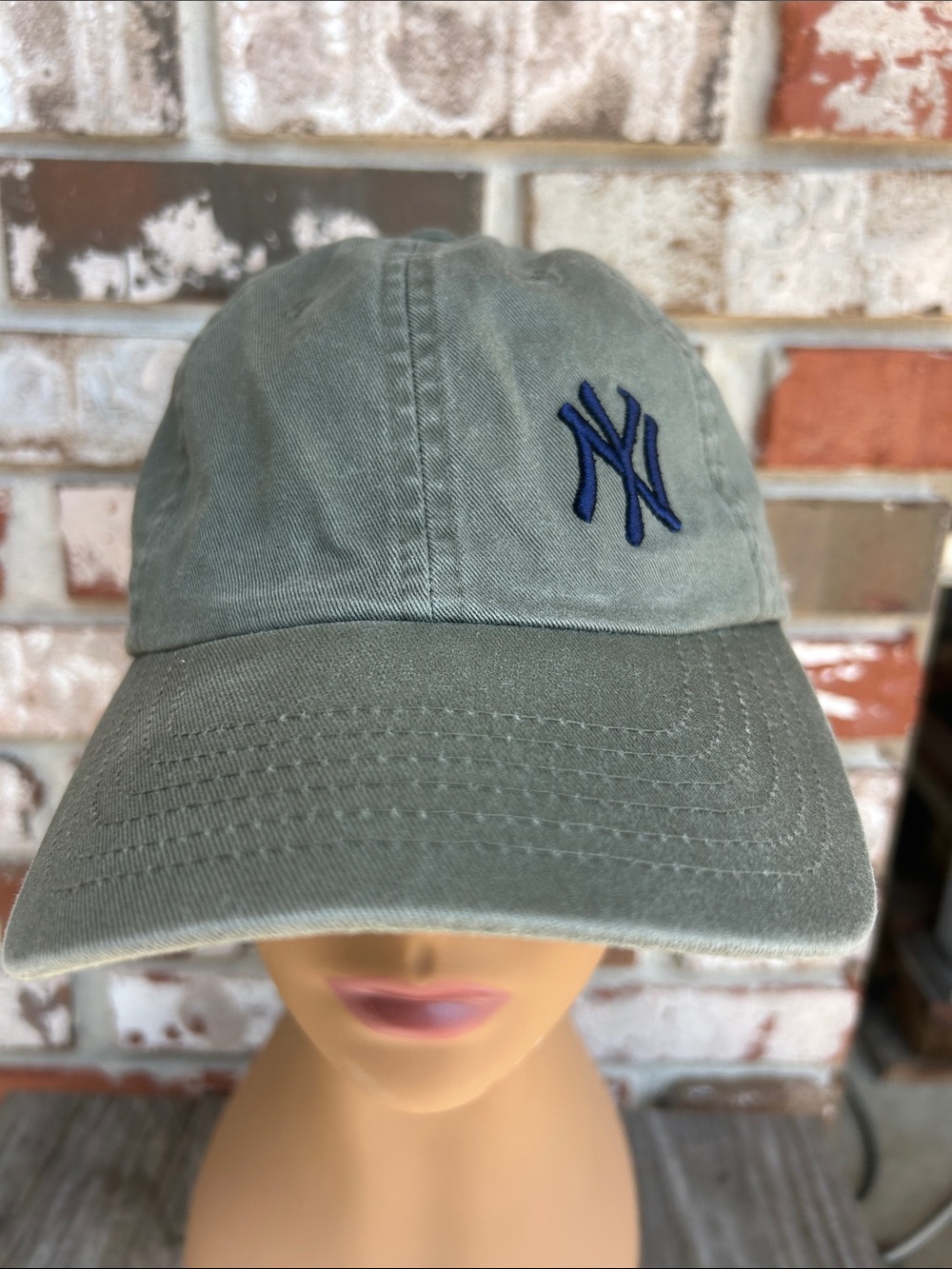 Vintage New York Yankees ball cap